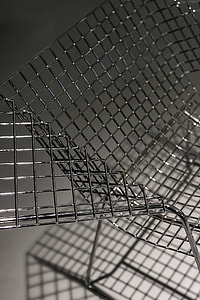 Metal wire chair