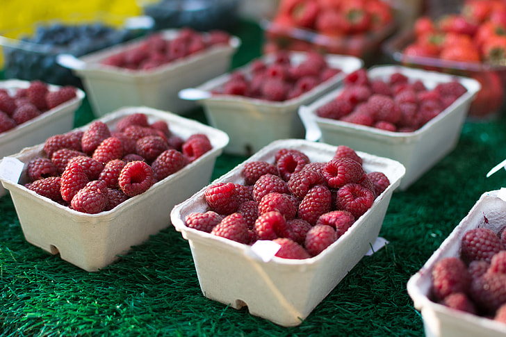 Raspberries at a market