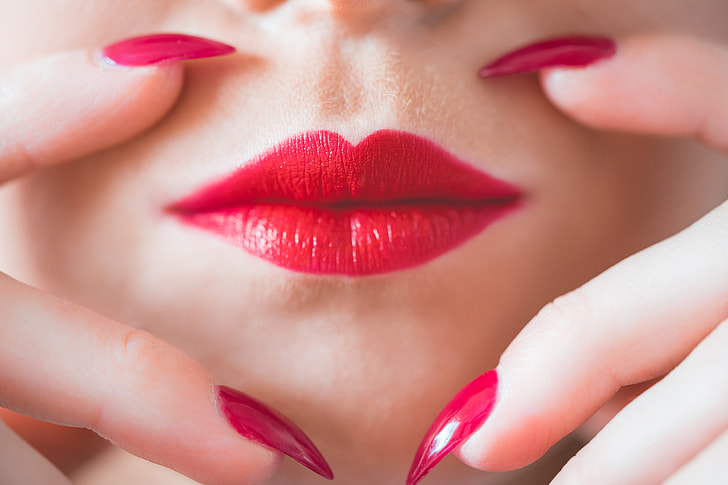 How to Create a red hot lips nail polish design « Nails & Manicure ::  WonderHowTo
