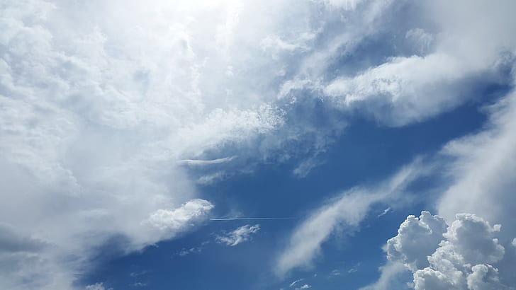 clouds graphic wallpaper