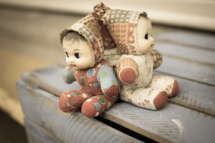 ceramic baby dolls