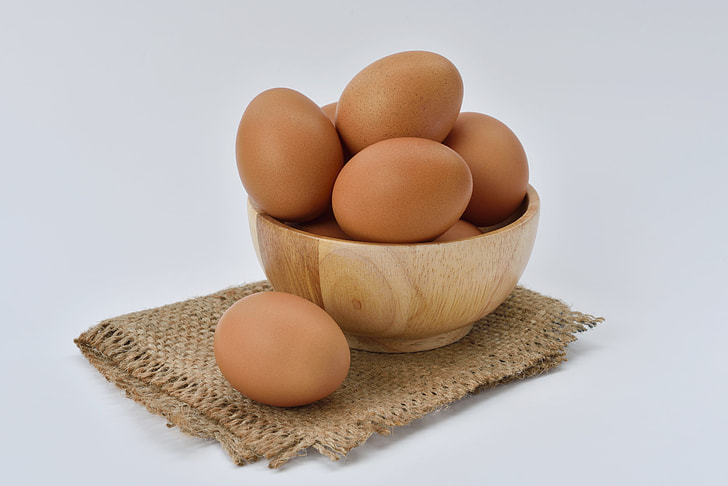 organic eggs on the bowl